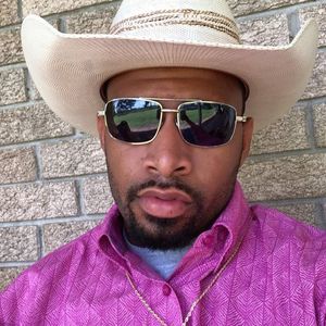 Meet your Posher, Tommy